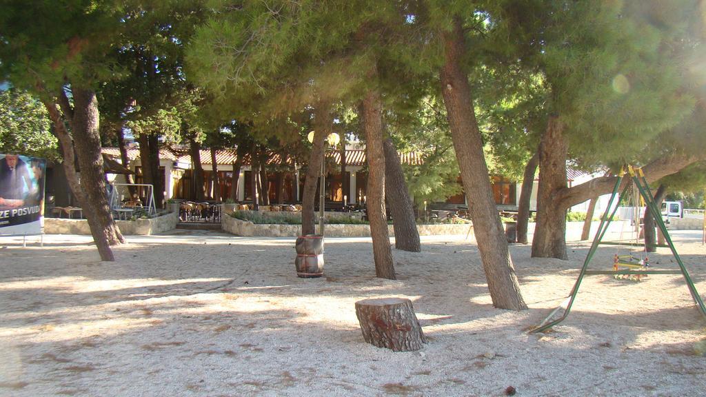 Apartments Rose Kastela Dış mekan fotoğraf