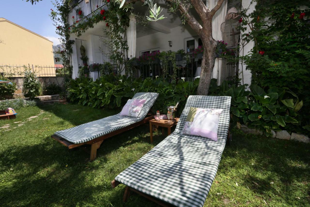 Apartments Rose Kastela Dış mekan fotoğraf