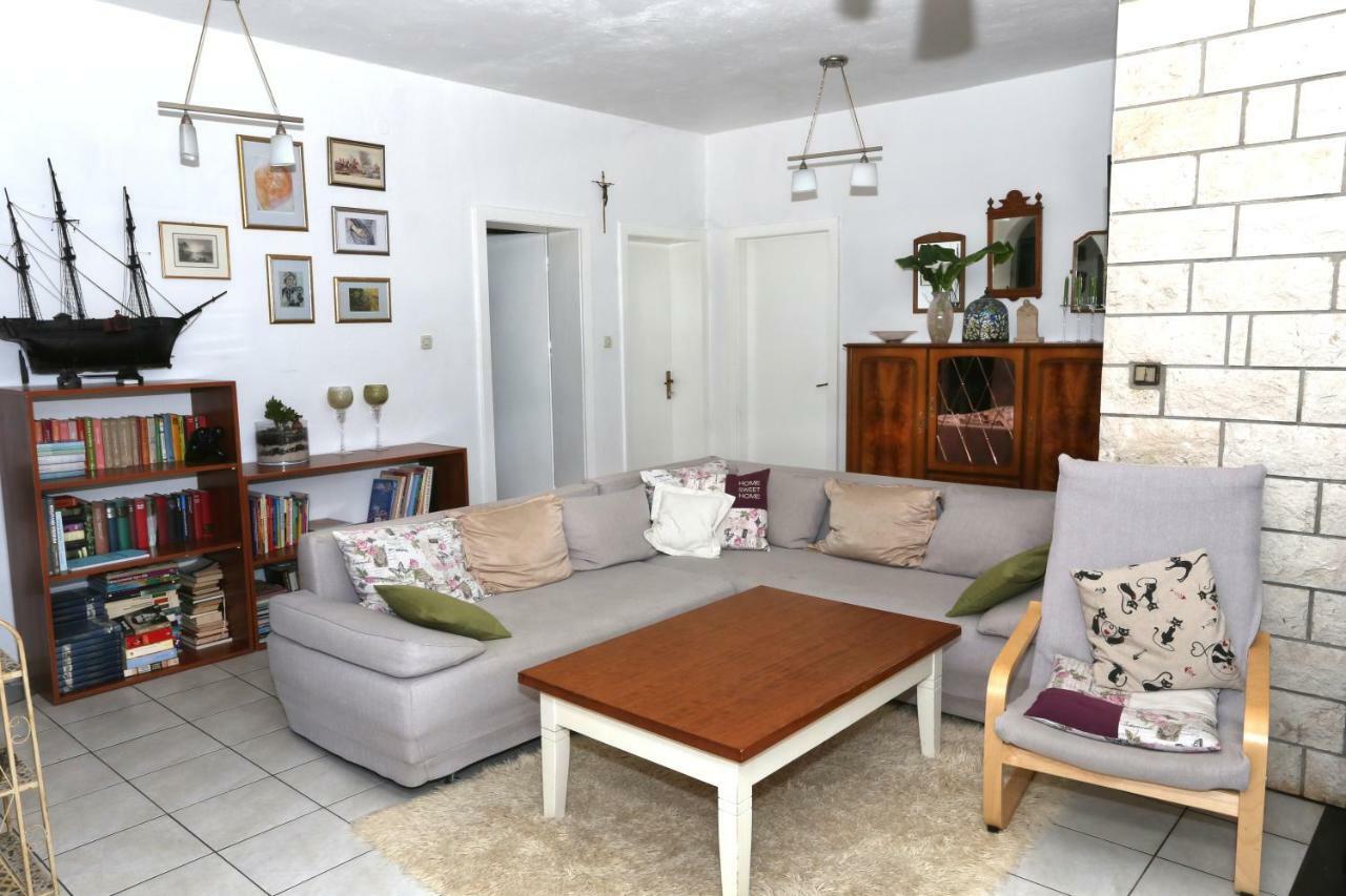 Apartments Rose Kastela Dış mekan fotoğraf